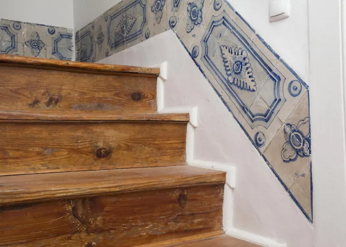 C3 Bairro Alto Cozy Romantic Loft In 18Th Century Building